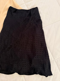 Waist 28-30 length 32