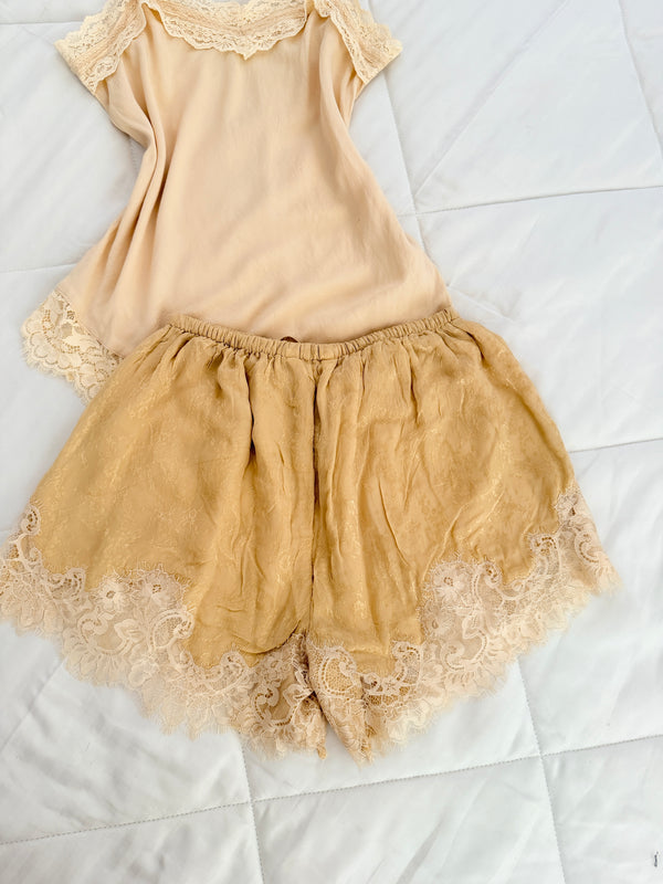 Zara waist26-28 length 13