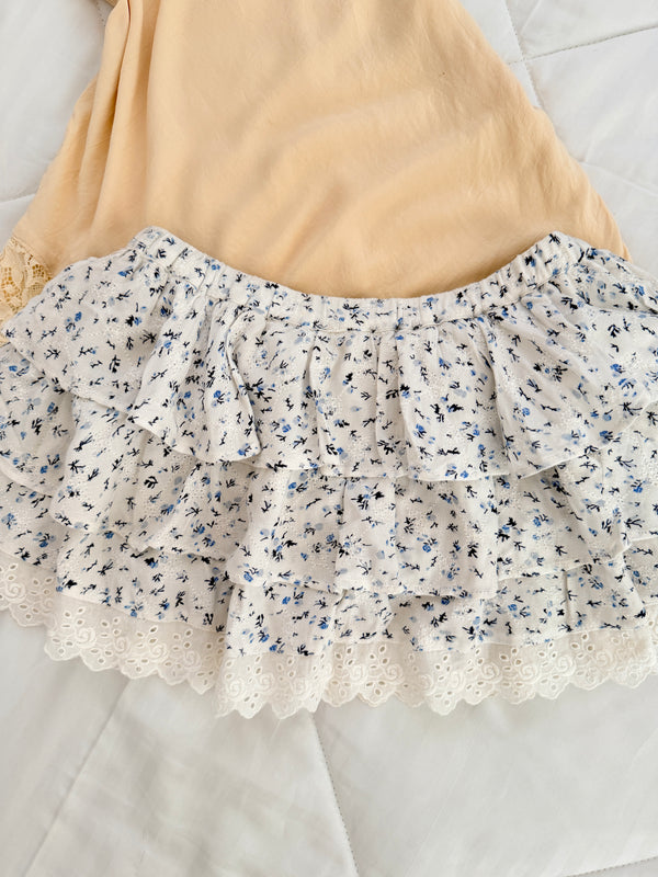 Waist 26-28 length 13